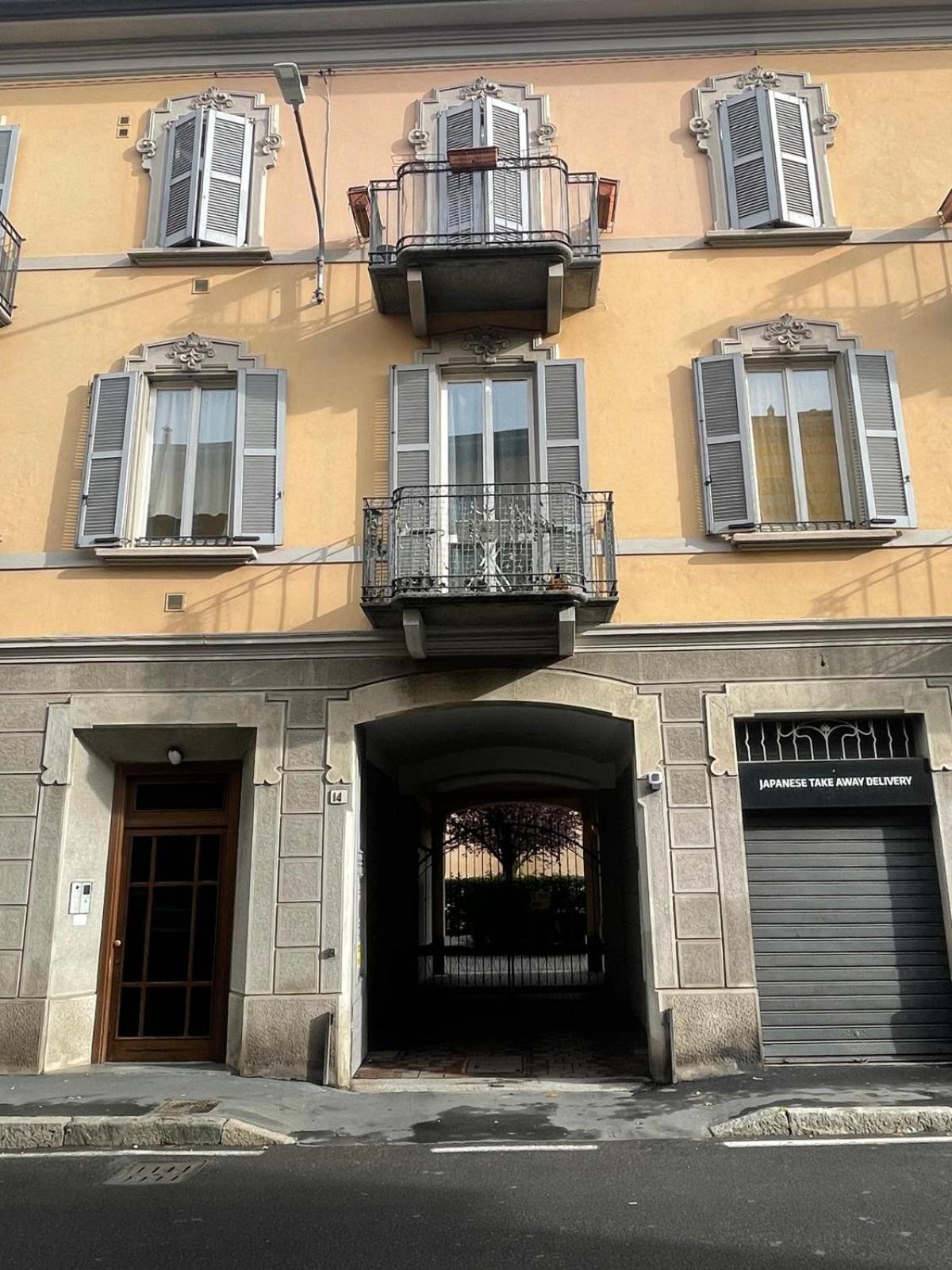 Gelsomino Appartamento Con Posto Auto Nel Centro Di Monza Extérieur photo